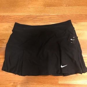 NWT women’s black tennis skirt